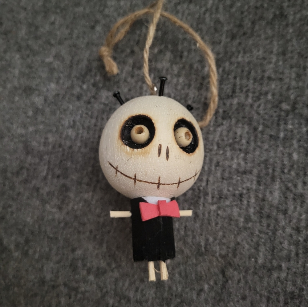 Pier One 1 Crazy Head Hanging Wooden Ornament Halloween